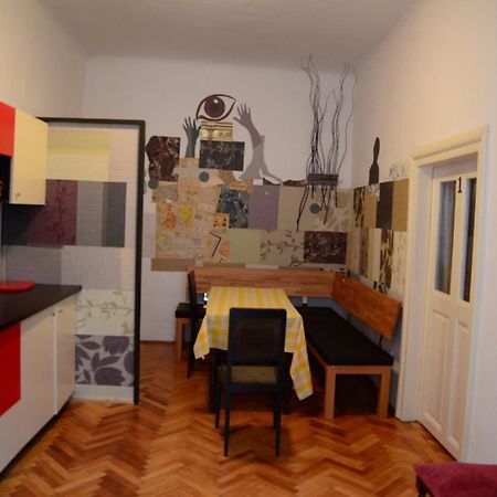 Hostel Pangeea Sibiu Phòng bức ảnh