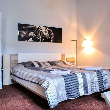 Hostel Pangeea Sibiu Ngoại thất bức ảnh